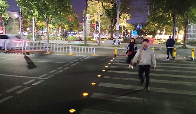 G105 Solar Road studs are installed on the zebra crossing